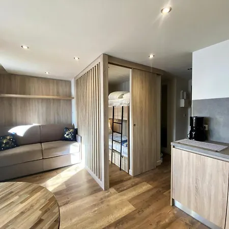 Joker - Location: Entierement Renove Pour 4 Personnes Au Calme Mae-9056 Daire *