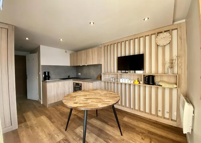 Joker - Location: Entierement Renove Pour 4 Personnes Au Calme Mae-9056 Daire Val Thorens