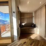 Joker - Location: Entierement Renove Pour 4 Personnes Au Calme Mae-9056 * Val Thorens