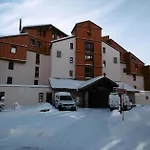 Joker - Location: Entierement Renove Pour 4 Personnes Au Calme Mae-9056 *