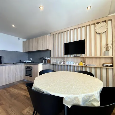 Apartment Joker - Location: Entierement Renove Pour 4 Personnes Au Calme Mae-9056 *