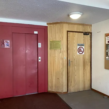 Joker - Location: Entierement Renove Pour 4 Personnes Au Calme Mae-9056 Apartment